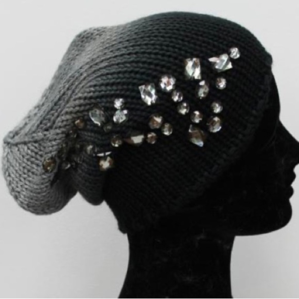Beanie with jewels.